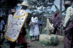 The cape and the tomb